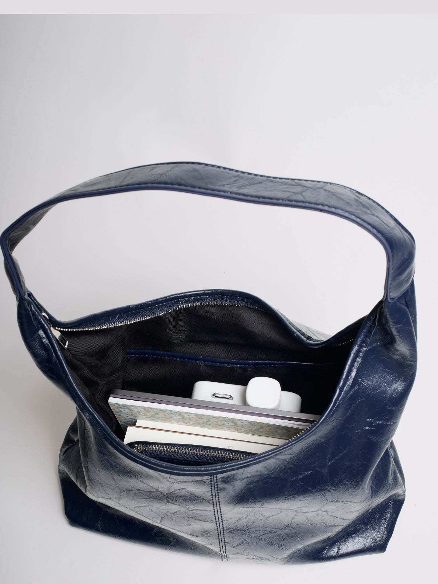 Scarlett Tote Bag aus Distressed-Leder