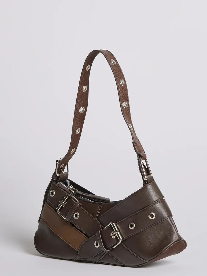 Mini-Tasche mit Riemen im schicken Design