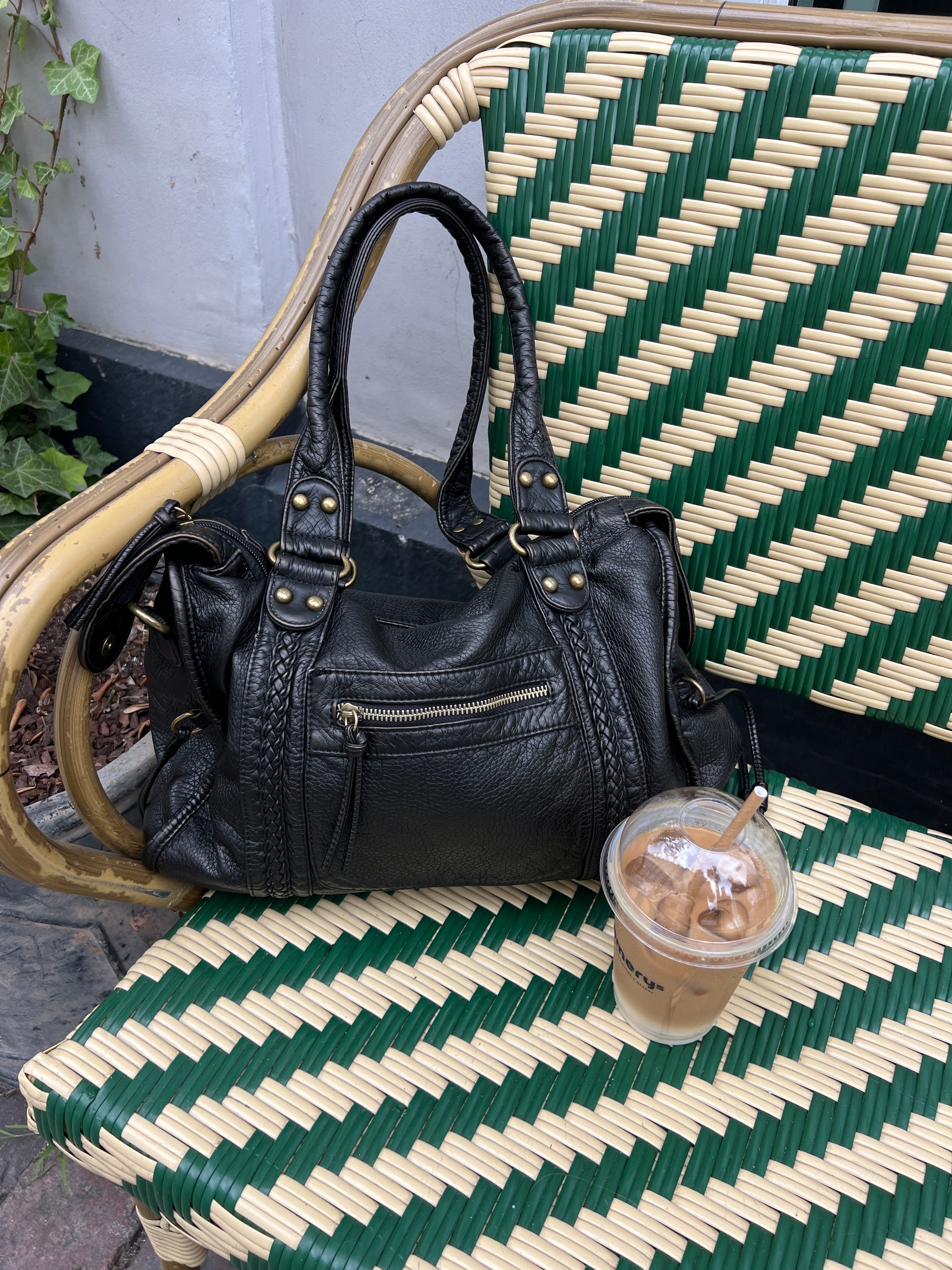 Saga Tasche Schwarz