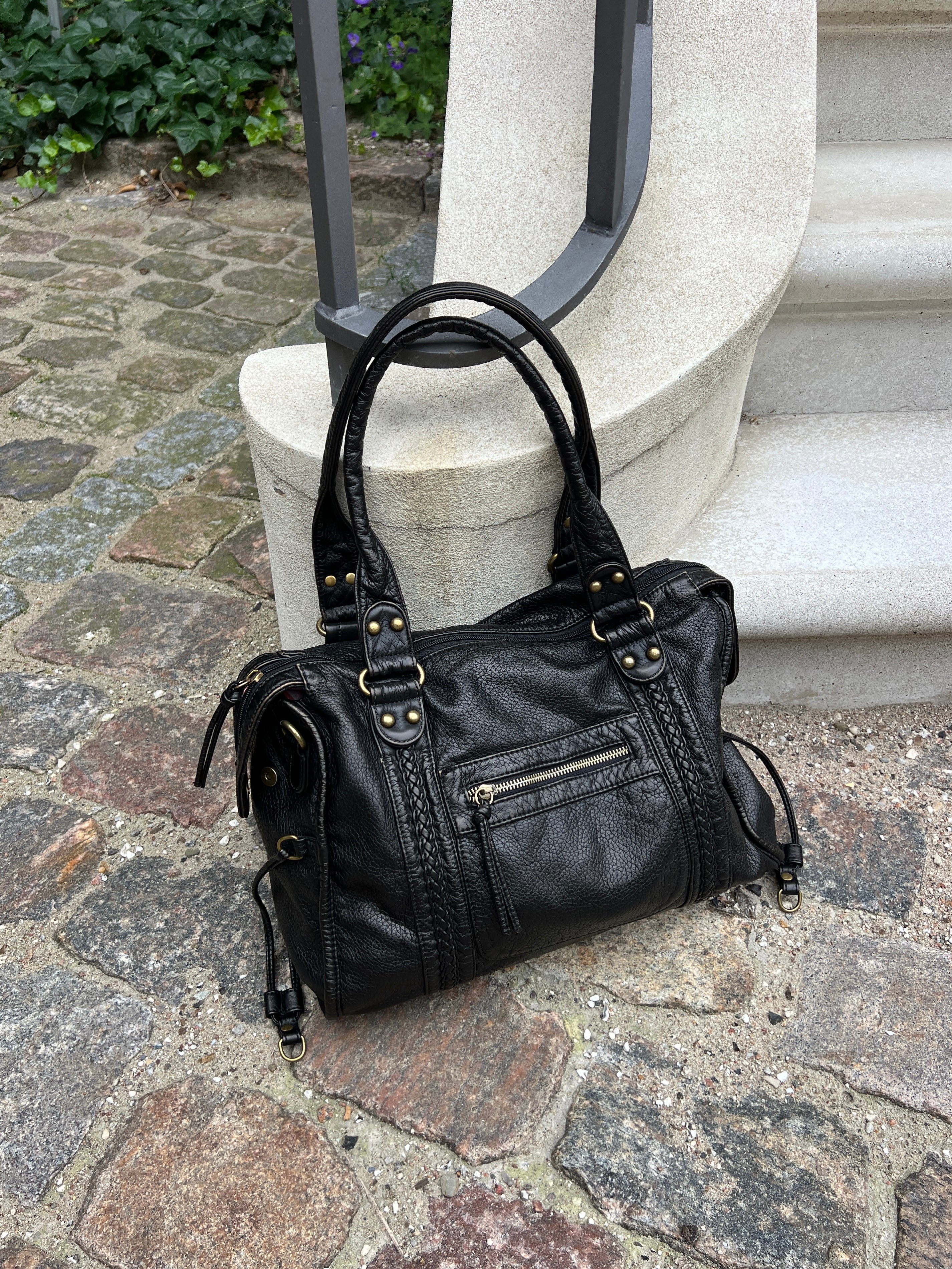 Saga Tasche Schwarz