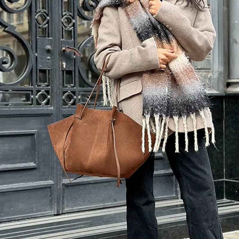 Tiarina Tasche